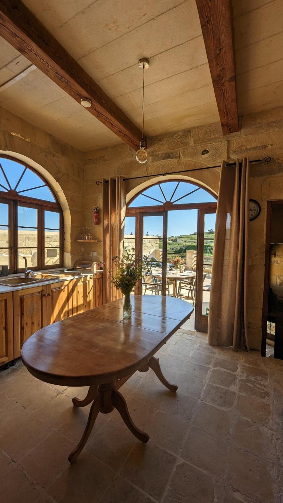 Soluna Boutique Guesthouse Għasri Extérieur photo