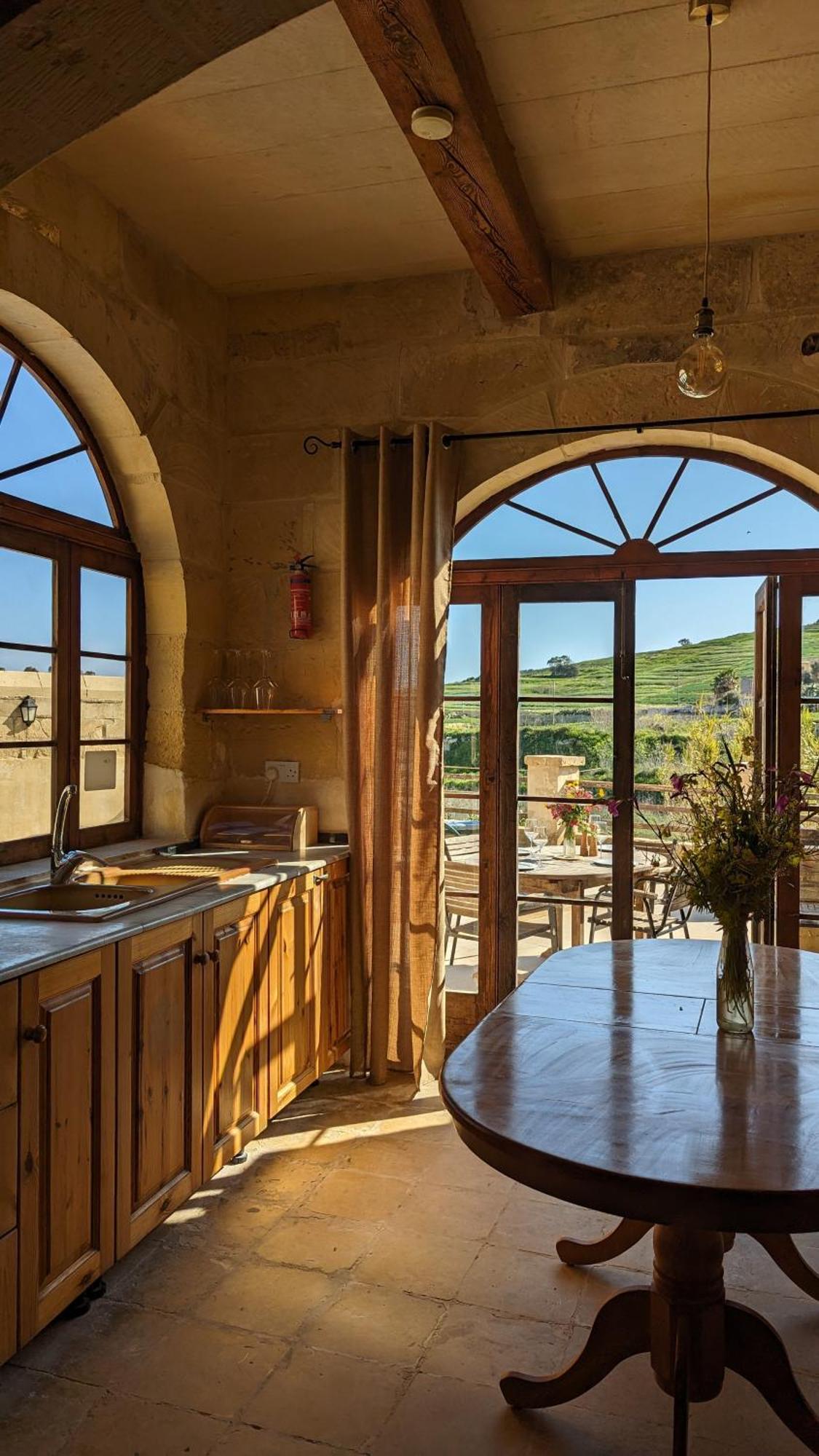 Soluna Boutique Guesthouse Għasri Extérieur photo